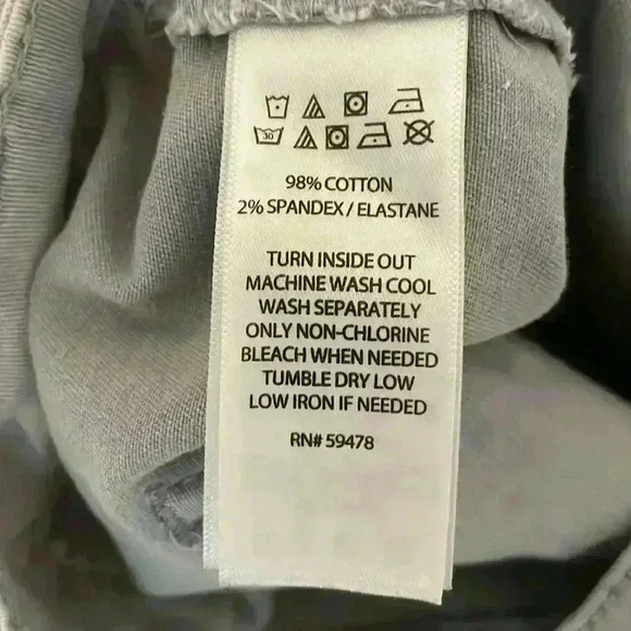 C&C California Cuffed Women’s Shorts.  Light Gray.  Size 8. - Picture 7 of 7